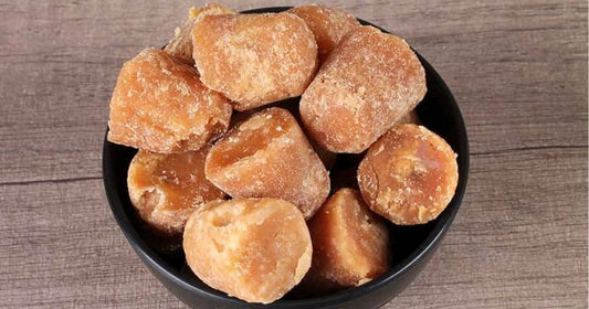 How To Use Jaggery For Skin?